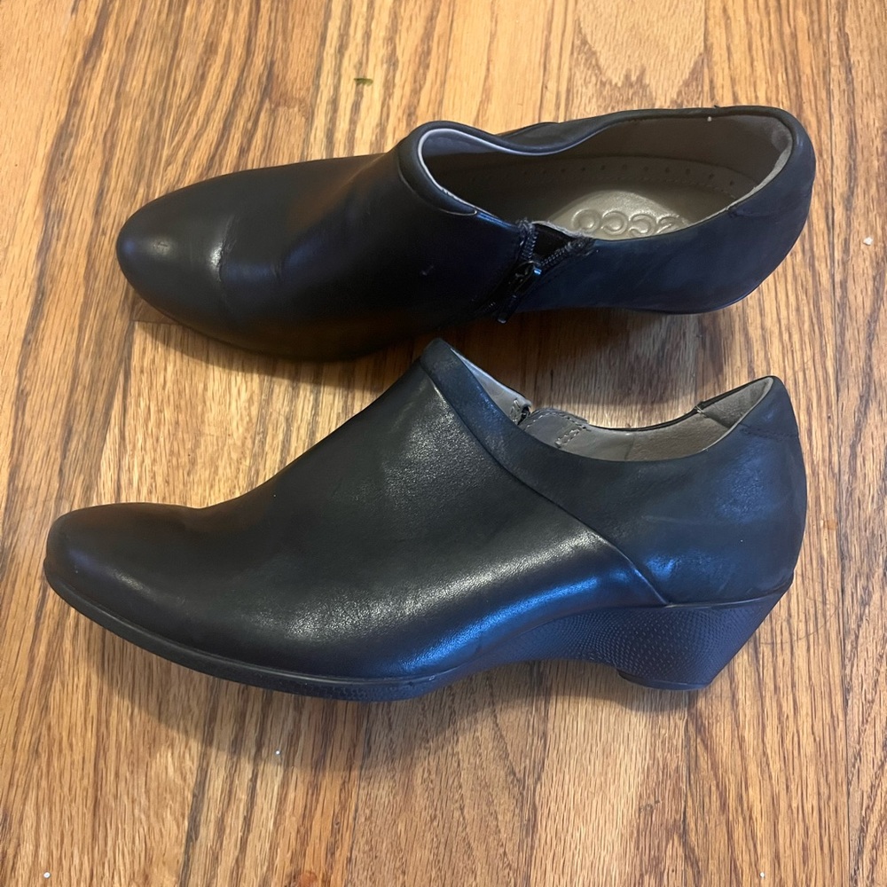 Ecco Leather Wedge Low Booties